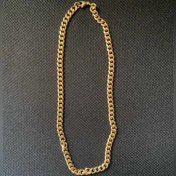 Other - Men’s Costume Jewelry Gold Color Necklace